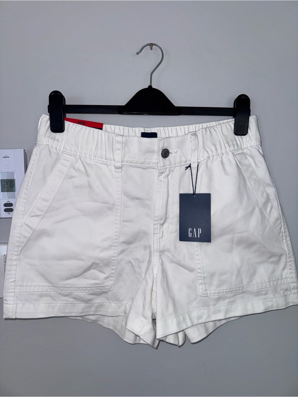 GAP White Cotton Utility Shorts with Front Patch Pockets